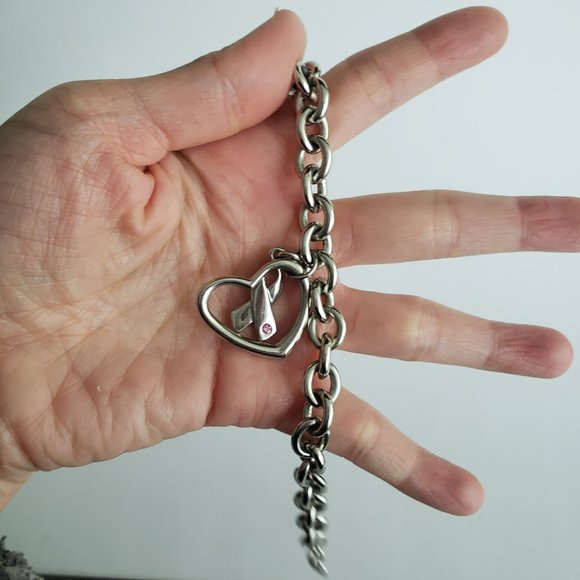 Breast cancer awareness bracelet - CIBC - Picture 2 of 7